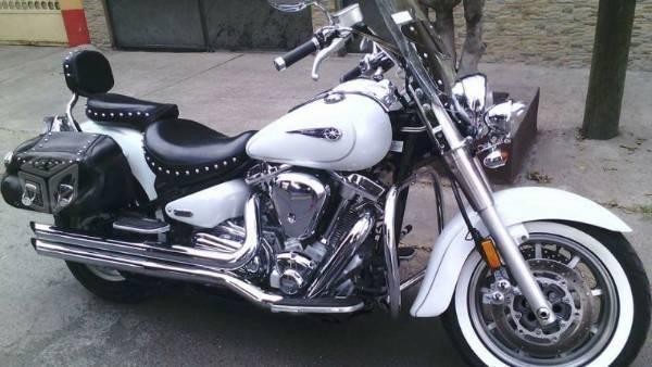 bonita yamaha road star 1700 cc -06