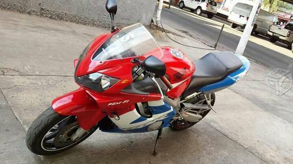 Excelente cbr 600 nacional