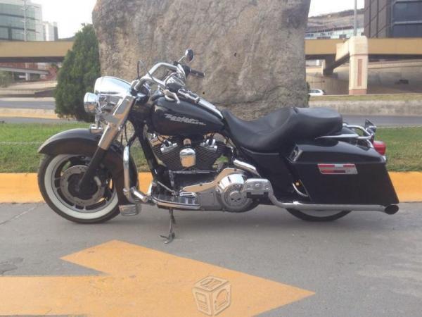 Harley Davidson Road King Importada T Limpio -06