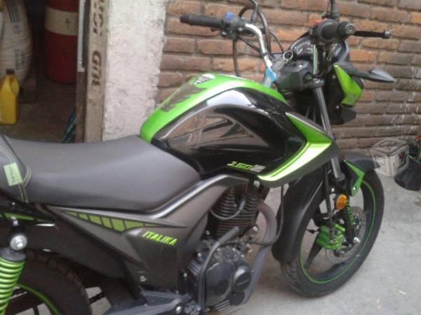 Motocicleta 150z -15