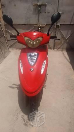 Motoneta 250 cc
