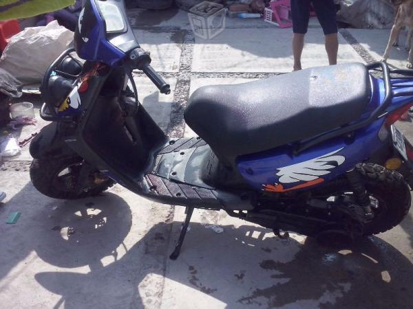 Motoneta Italika ws150cc -12