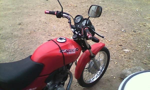 Buena Honda Cargo 125 -08