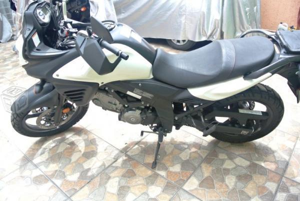 Suzuki vstrom 650cc ABS -12