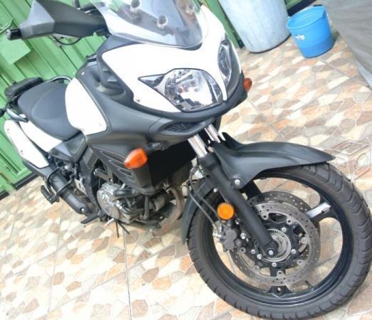 Suzuki vstrom 650cc ABS -12