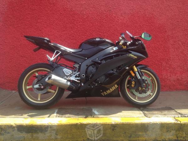 Yamaha R6 (no Cbr, Gsxr, Ninja Zx10r Panigale -09