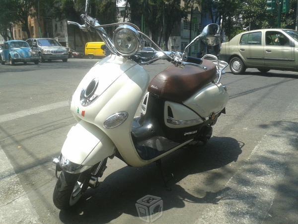 Excelente vitalia 125cc -15