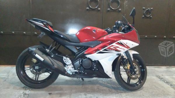 Yamaha r15 -15