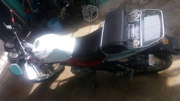 K tal traigo ala venta mui buena moto yamaha -14