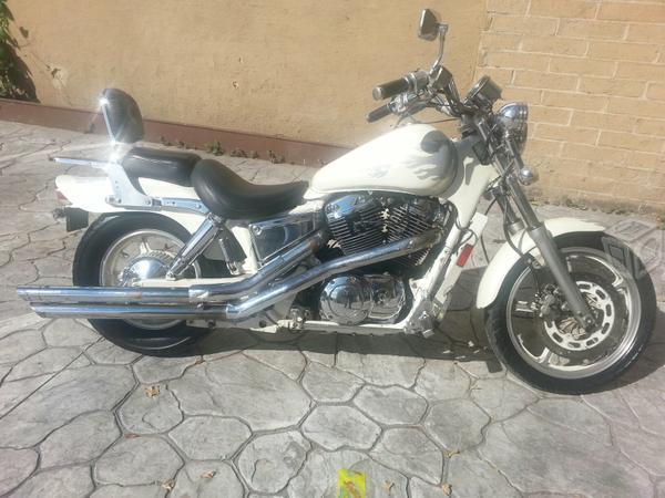 Honda shadow 1100cc -92