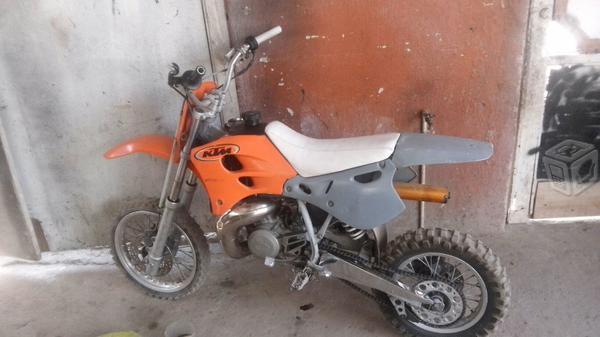 Motocicleta ktm -01