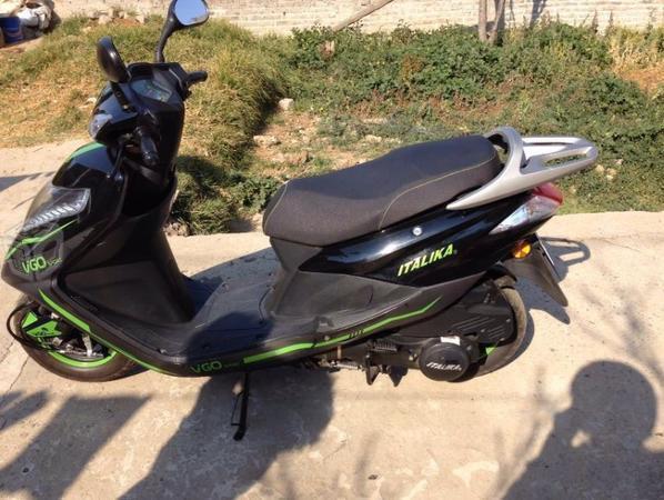 Motoneta vgo 125 -15