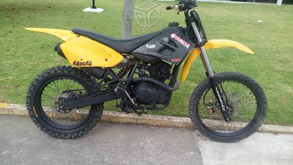 Dm 200 tipo cross -08