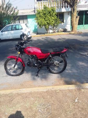 Moto para el trabajo muy buena -15