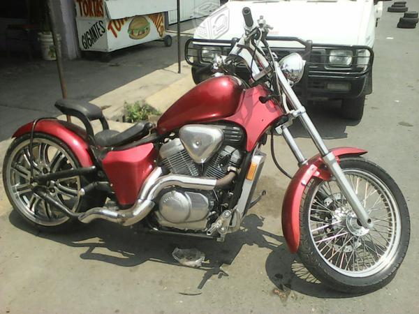 Moto honda shadow -89