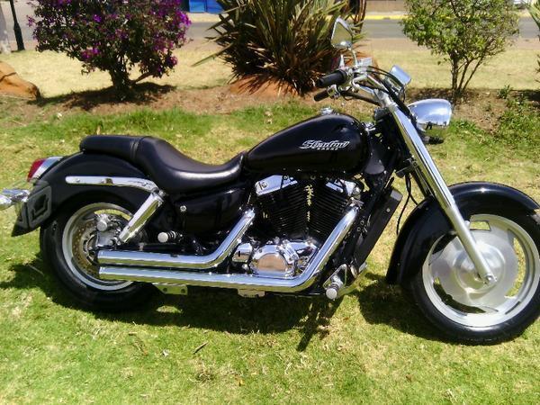 Honda shadow sabre 1100cc -04