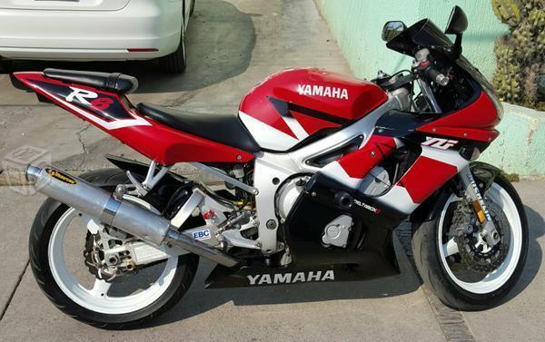 Yamaha r6 entera -01