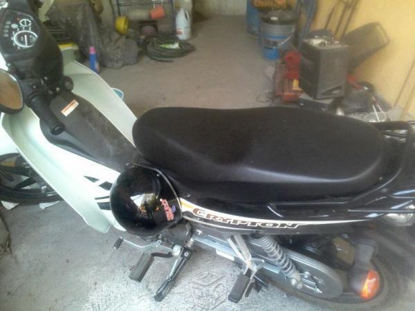 yamaha cripton,semi nueva -16