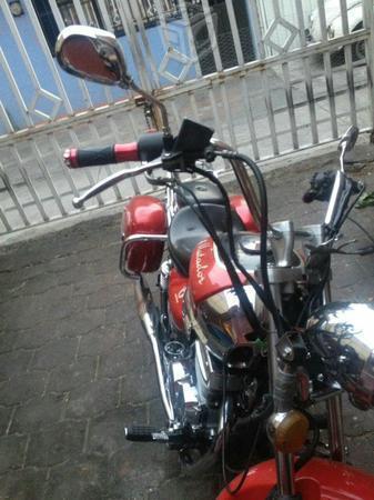 Motocicleta Chopper MATADOR -07