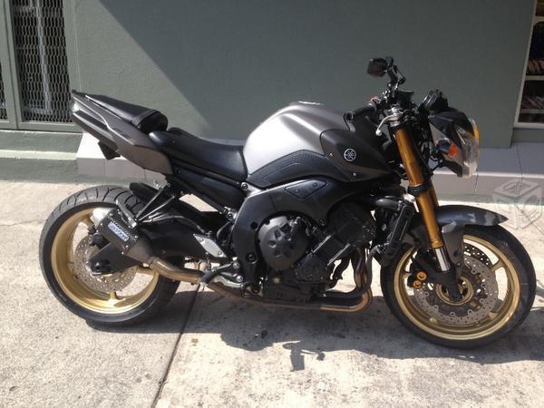 Yamaha FZ 8 800cc -12