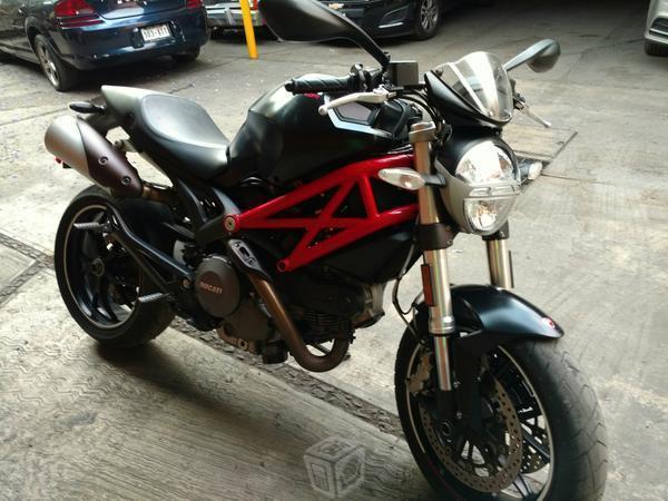 Ducati monster 796 abs monobraso -12