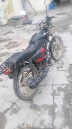 Moto 125 pa la chamba -12