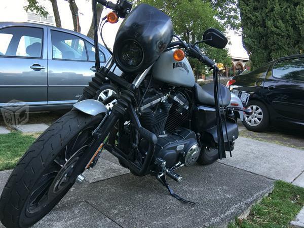 Harley Davidson iron 883 -15
