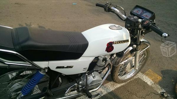 Honda CGL 125 vendo o cambio