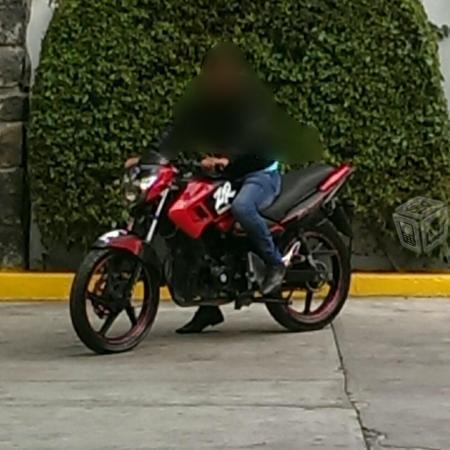 Vendo motocicleta ft 180 -14