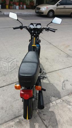 Motocicleta estandar -12