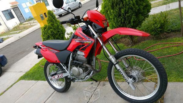 Hermosa e impecable honda tornado xr250 -08