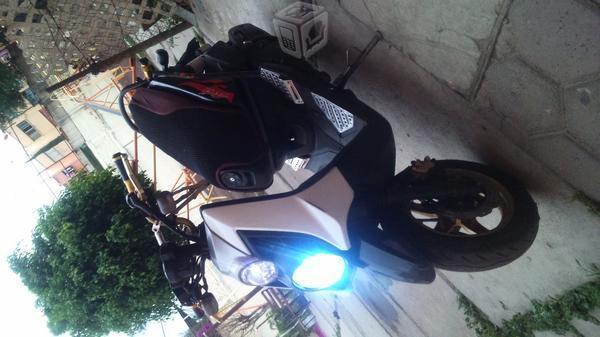 Moto Yamaha bws