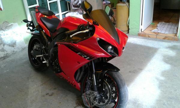 Yamaha YZF R1 Título y Pedimento -14