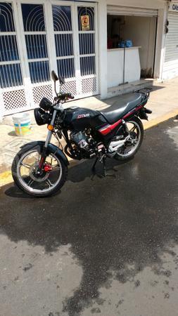 Motocicleta dt125 -14