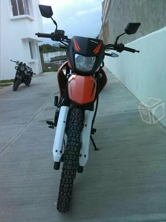 Vendo moto italika -14