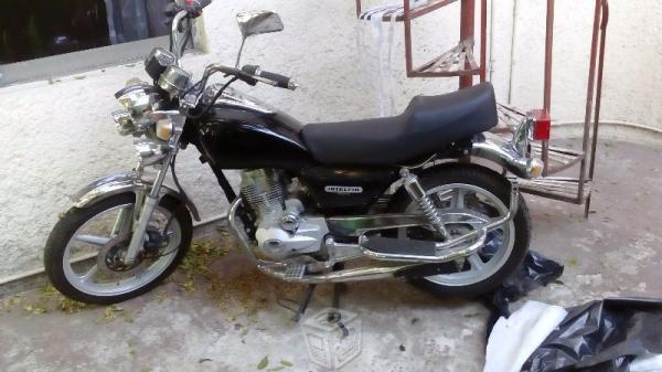 Motocicleta Intrepid 150cc -09