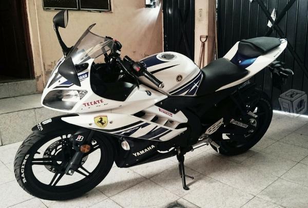 Yamaha R15 -14