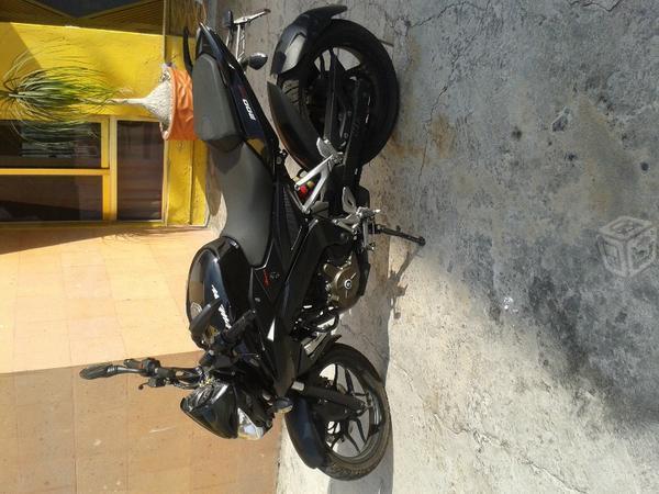 Impecable Bajaj Pulsar 200NS, poco kilometraje -14