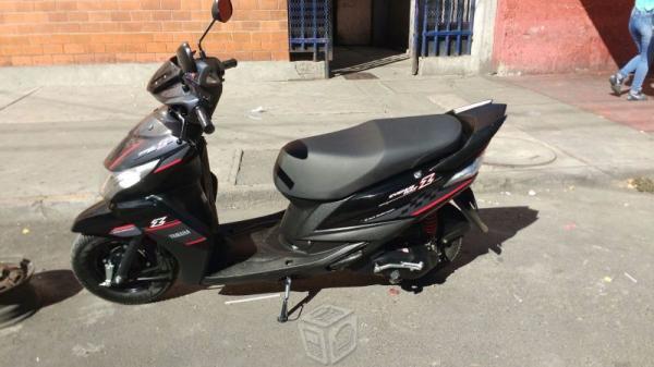 Yamaha ray Z scooter -14