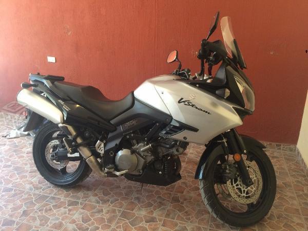 Suzuki Vstrom 1000 (doble propósito) -08