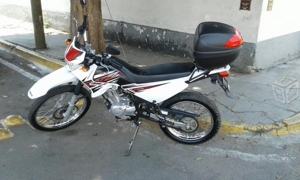 Moto XTZ Yamaha -15
