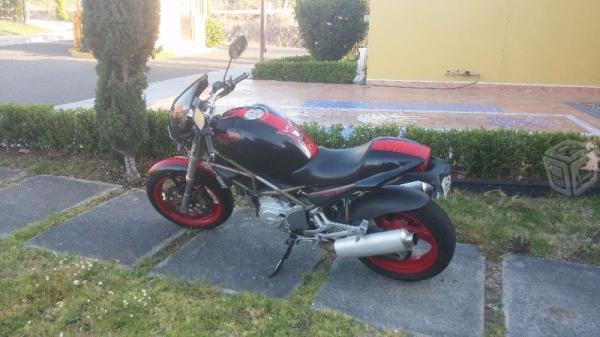 Ducati Monster M750, -97