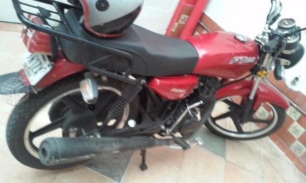Motocicleta italika roja -09