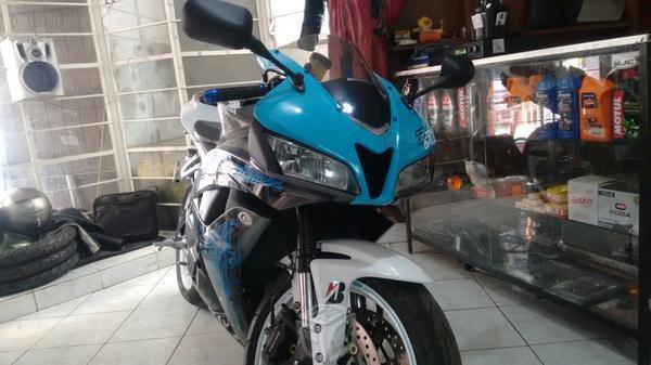 Honda rr excelente estado p/c -08