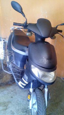 Vendo motoneta vento 80cc contesto por watsap -07