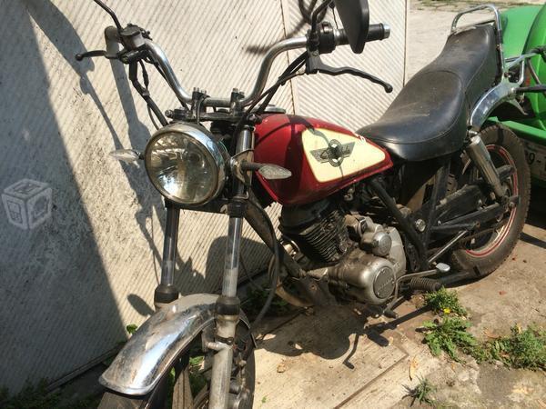 Se vende carabela 125cc -03