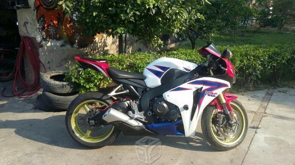 Cbr honda rr1000 -08