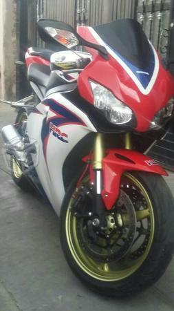 Cbr honda rr1000 -08