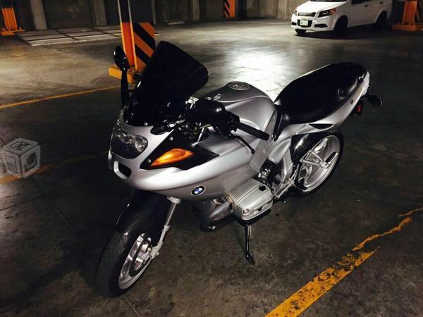 En Motocicleta tipo Sport Nacional BMW -02