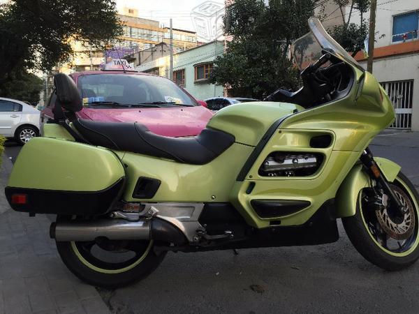 Honda ST1100, Excelentes condiciones, todo pagado -91